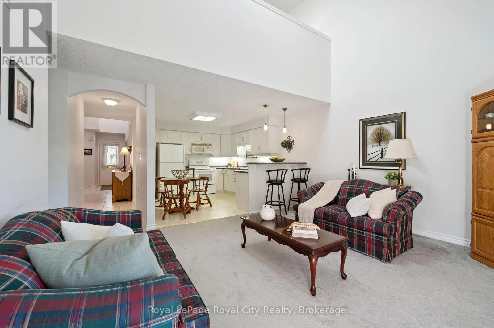 17 TERRAVIEW CRESCENT