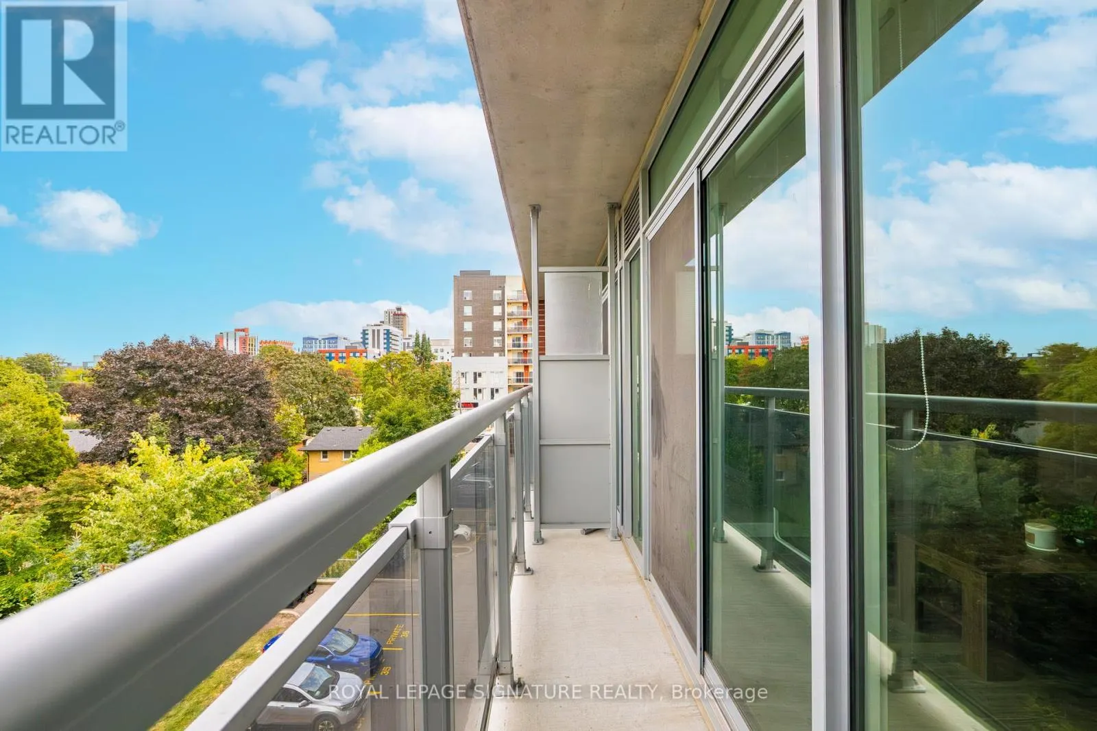 406 - 308 LESTER STREET
