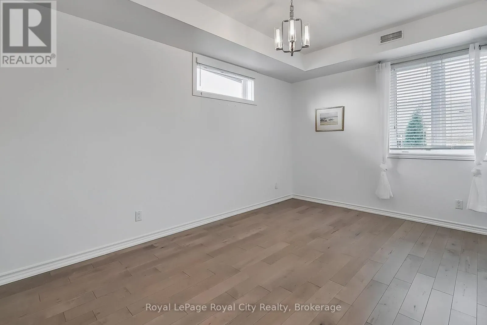 2 - 32 ARKELL ROAD, #2