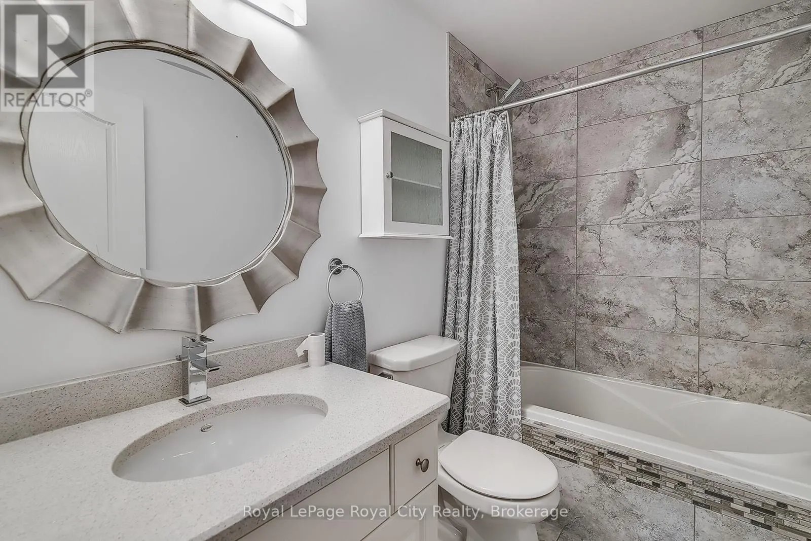 2 - 32 ARKELL ROAD, #2