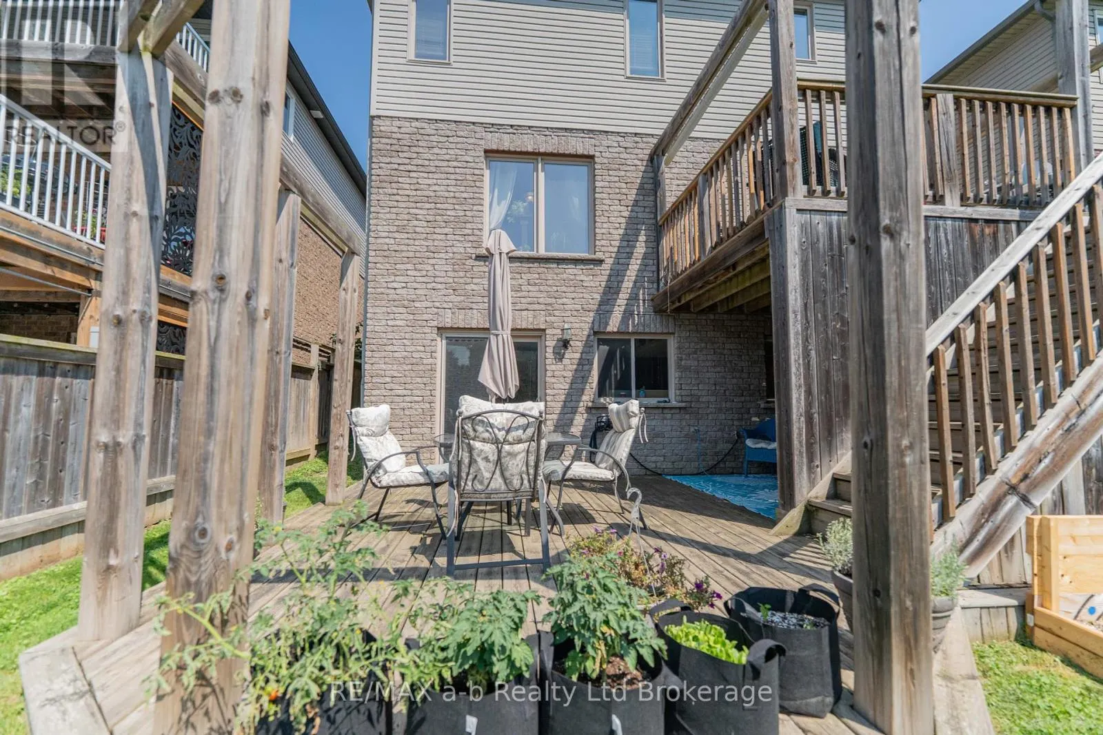 9 LANGRELL AVENUE