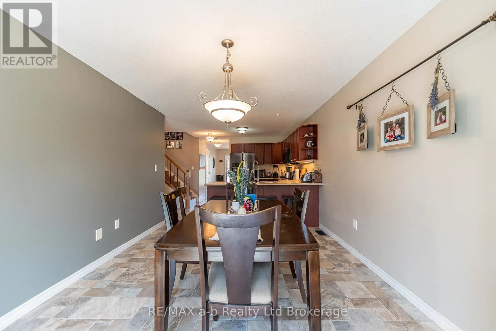9 LANGRELL AVENUE