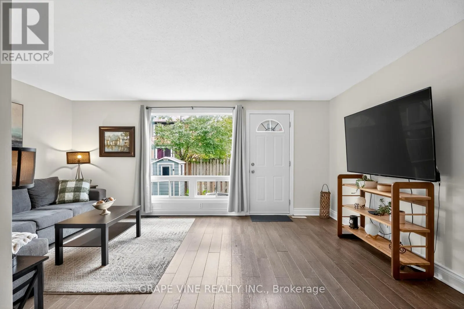61 - 34 SHERWAY DRIVE