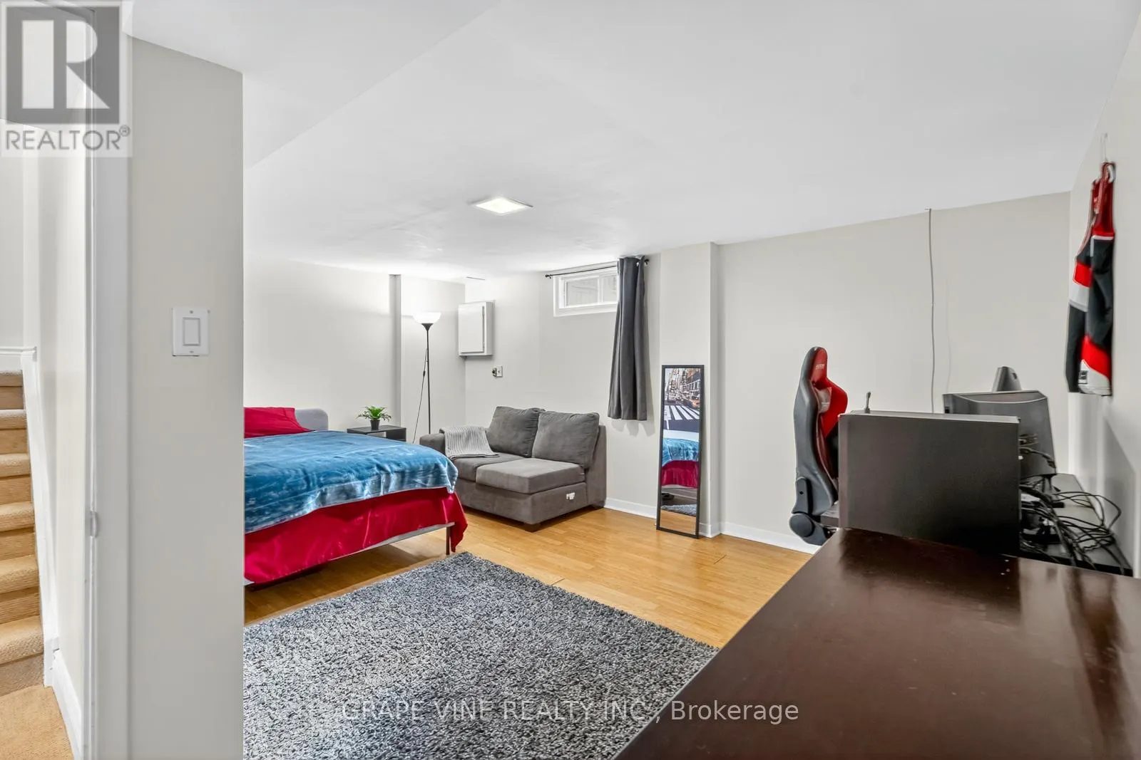 61 - 34 SHERWAY DRIVE