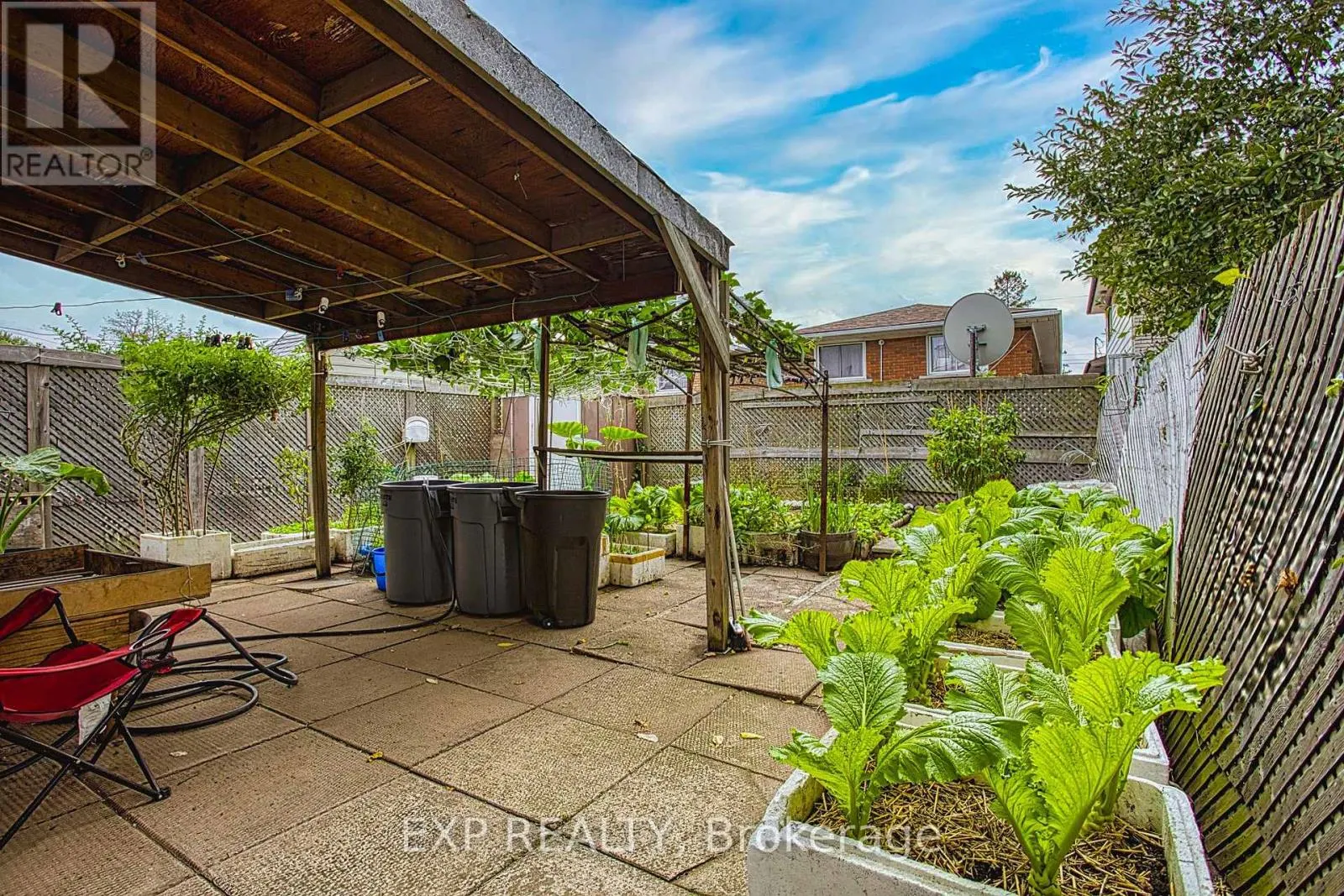 488 BARTON STREET E