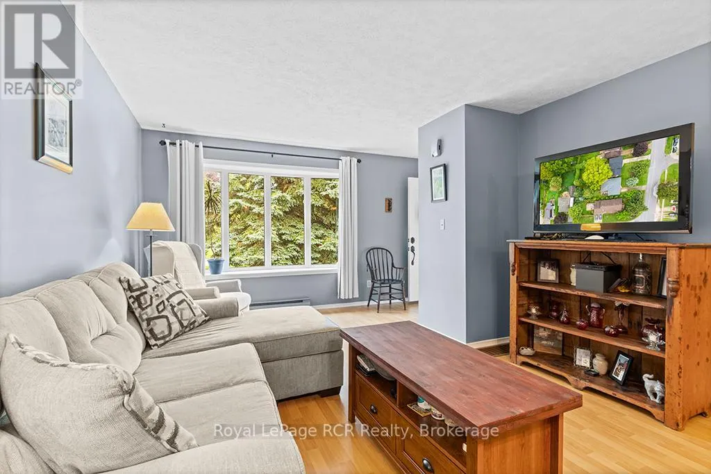 1118 6TH AVENUE W