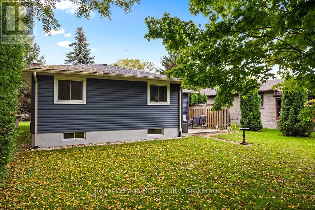 1118 6TH AVENUE W