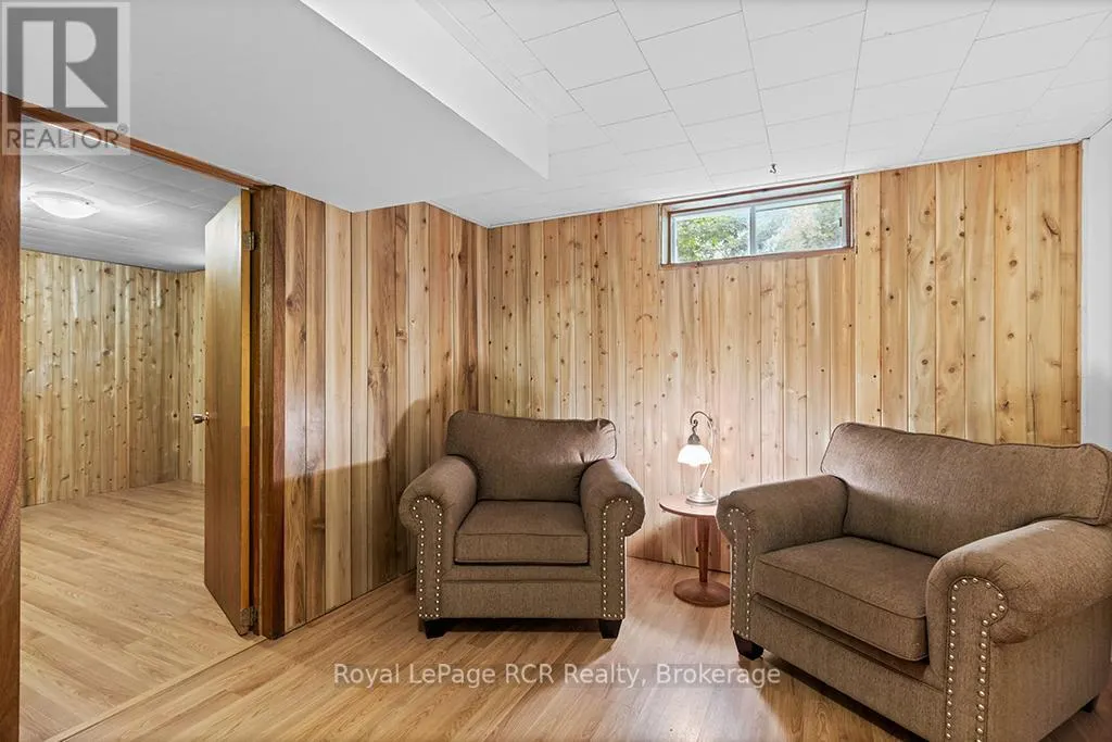 1118 6TH AVENUE W