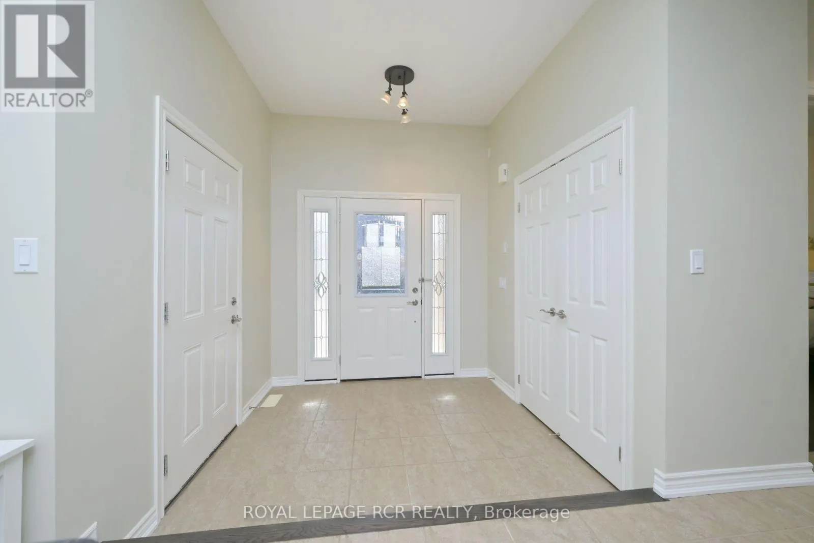 47 - 200 KINGFISHER DRIVE