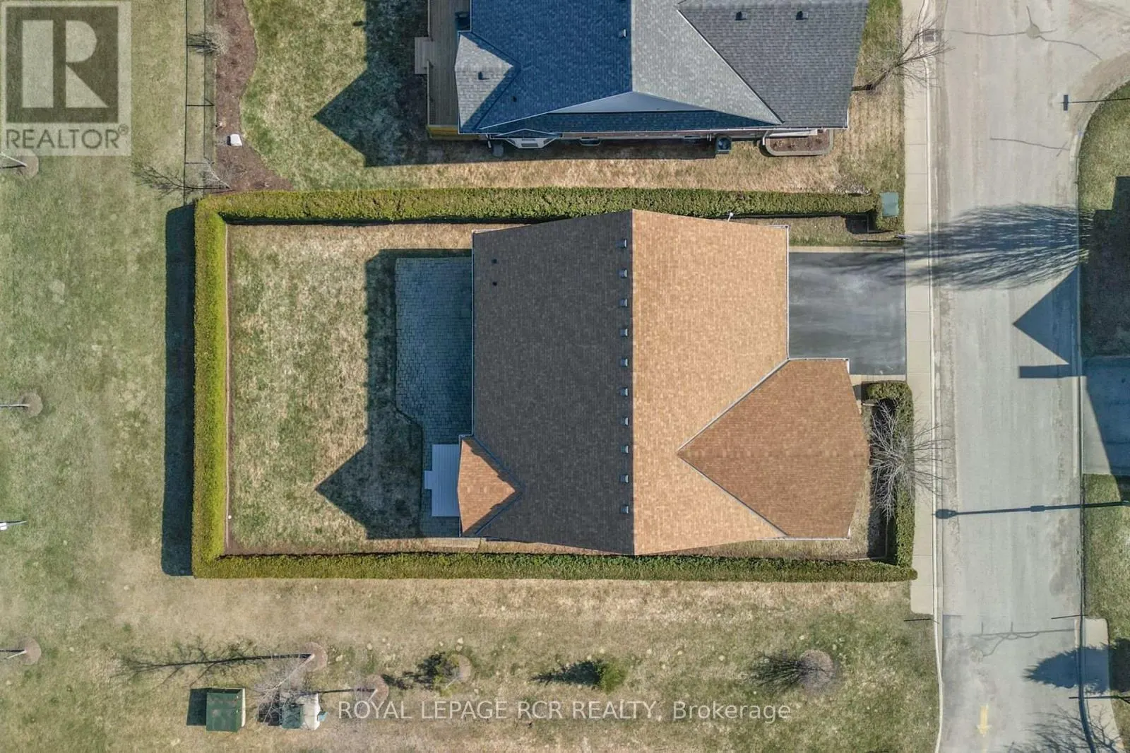 47 - 200 KINGFISHER DRIVE