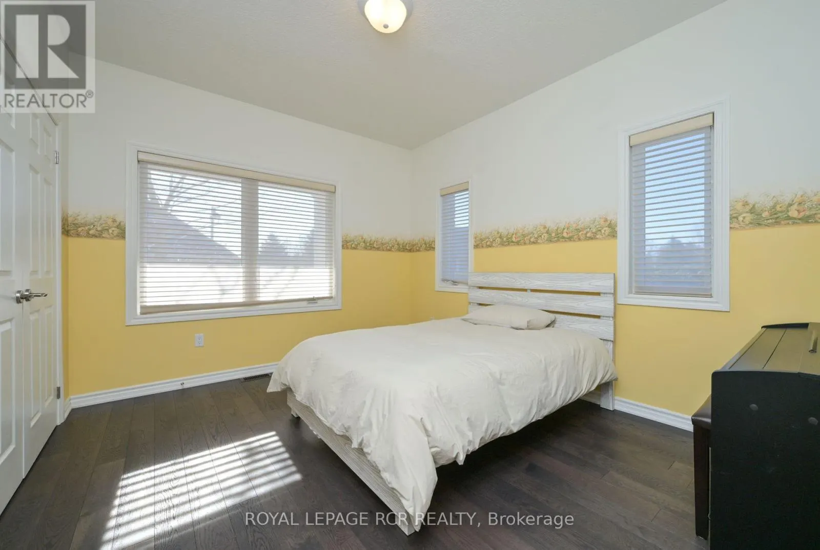 47 - 200 KINGFISHER DRIVE