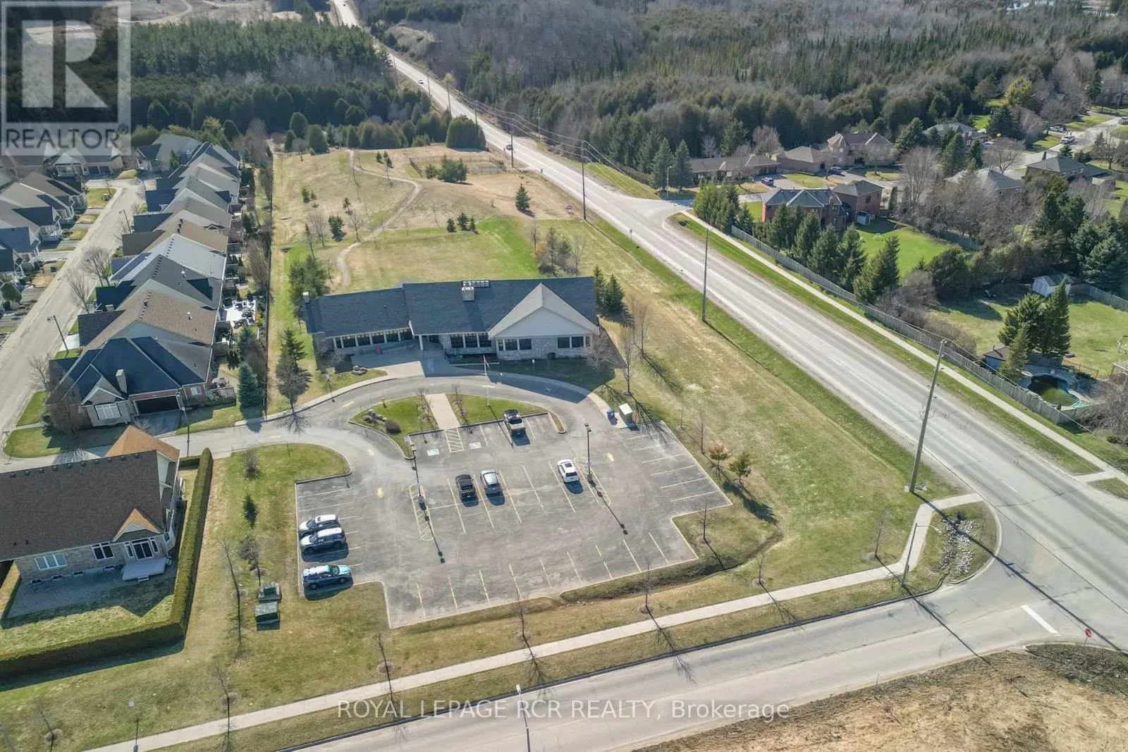 47 - 200 KINGFISHER DRIVE