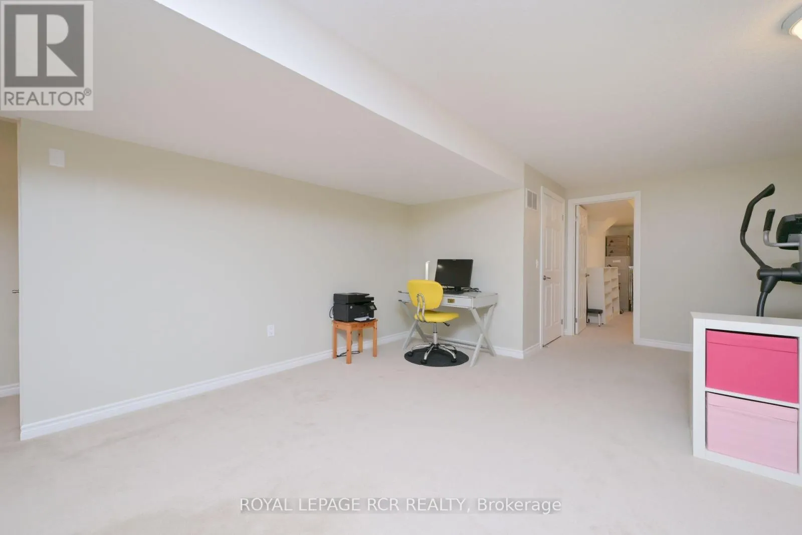 47 - 200 KINGFISHER DRIVE