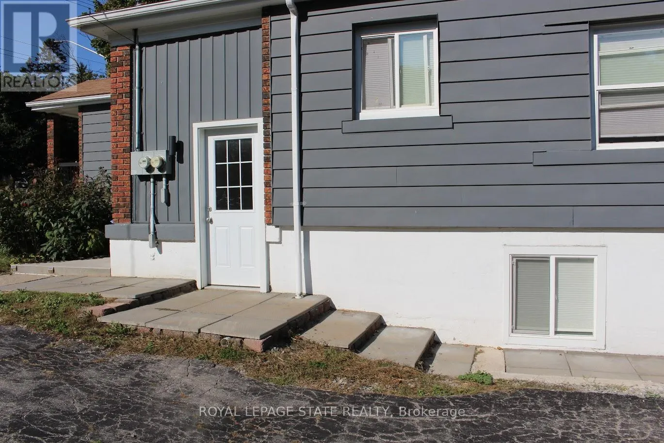 2 - 238 SANATORIUM ROAD