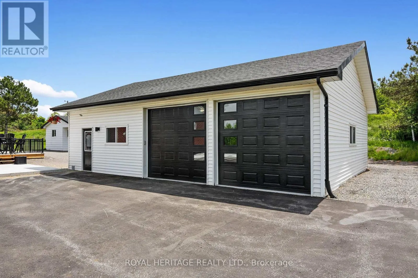 8803 DALE ROAD