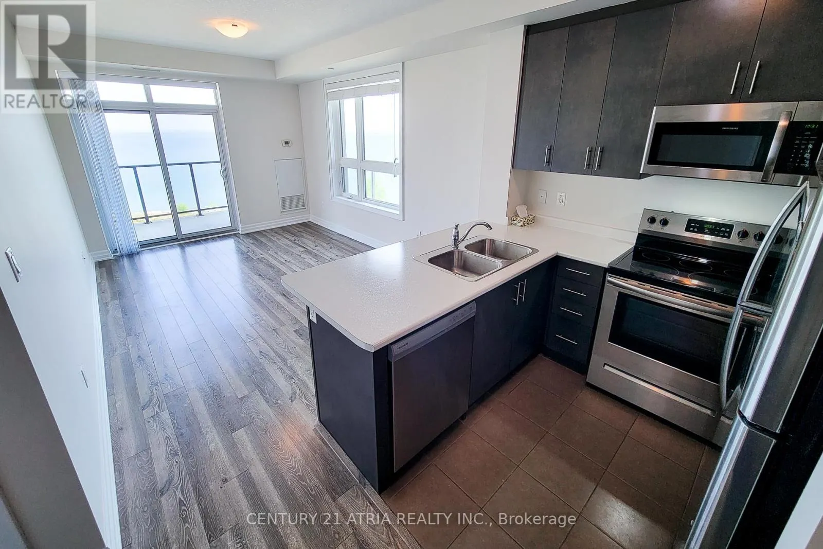 508 - 101 SHOREVIEW PLACE