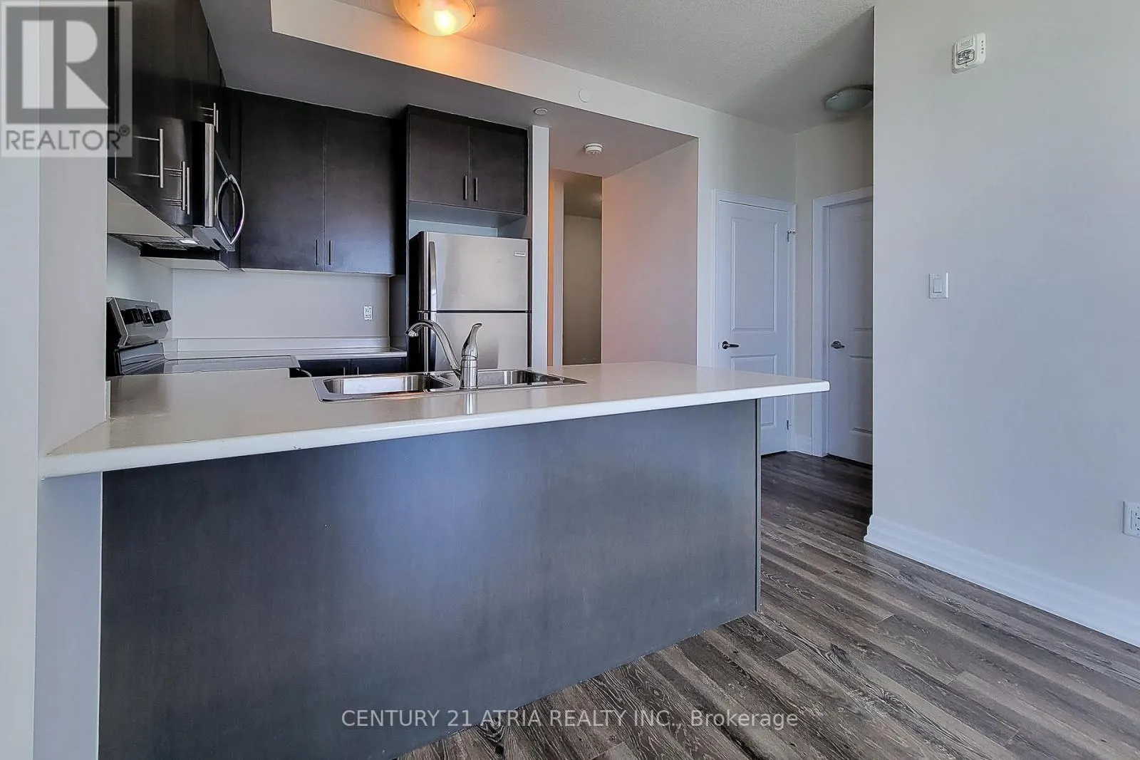 508 - 101 SHOREVIEW PLACE