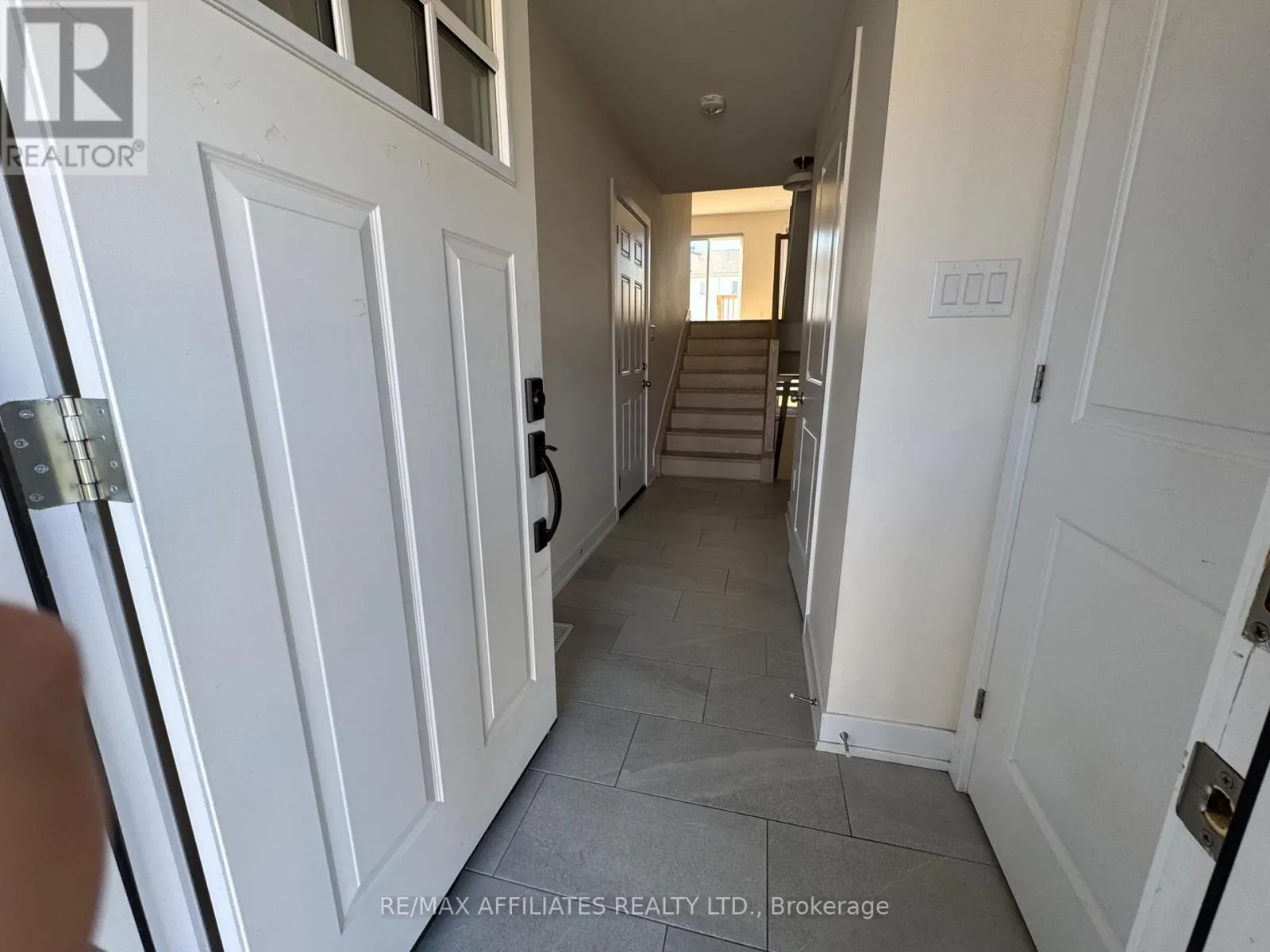 21 MARGARET GRAHAM TERRACE
