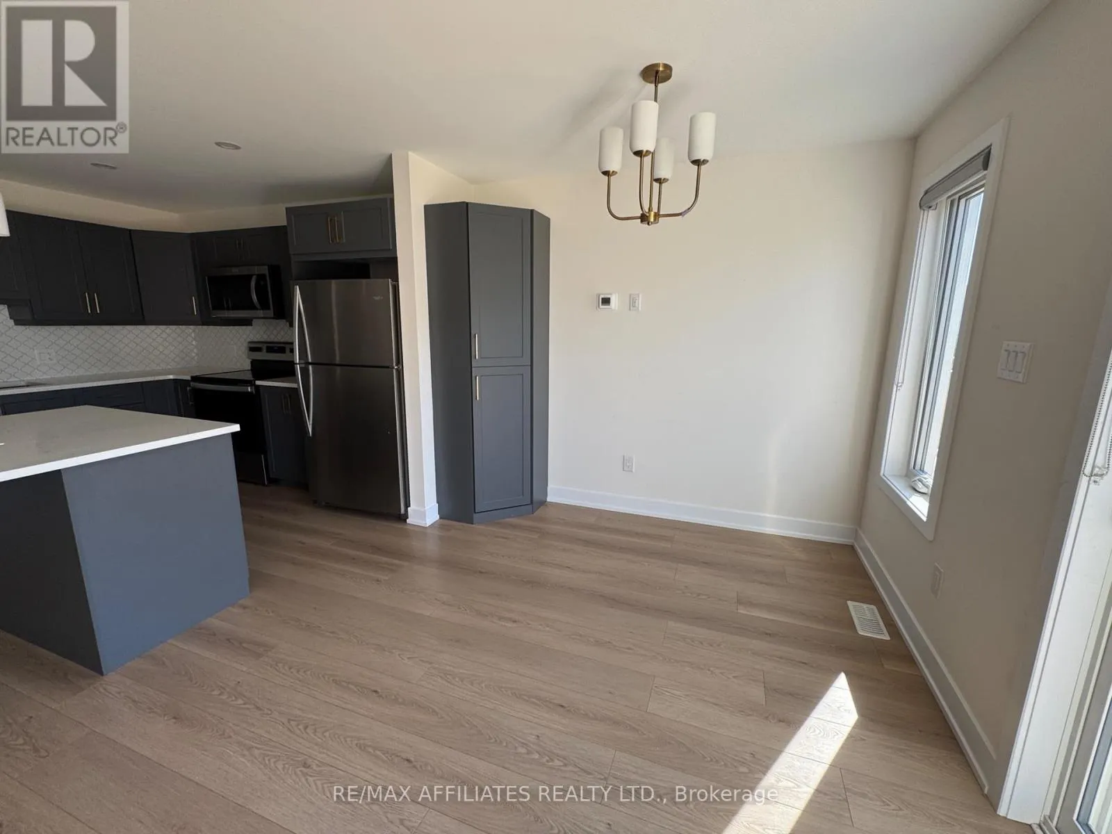 21 MARGARET GRAHAM TERRACE