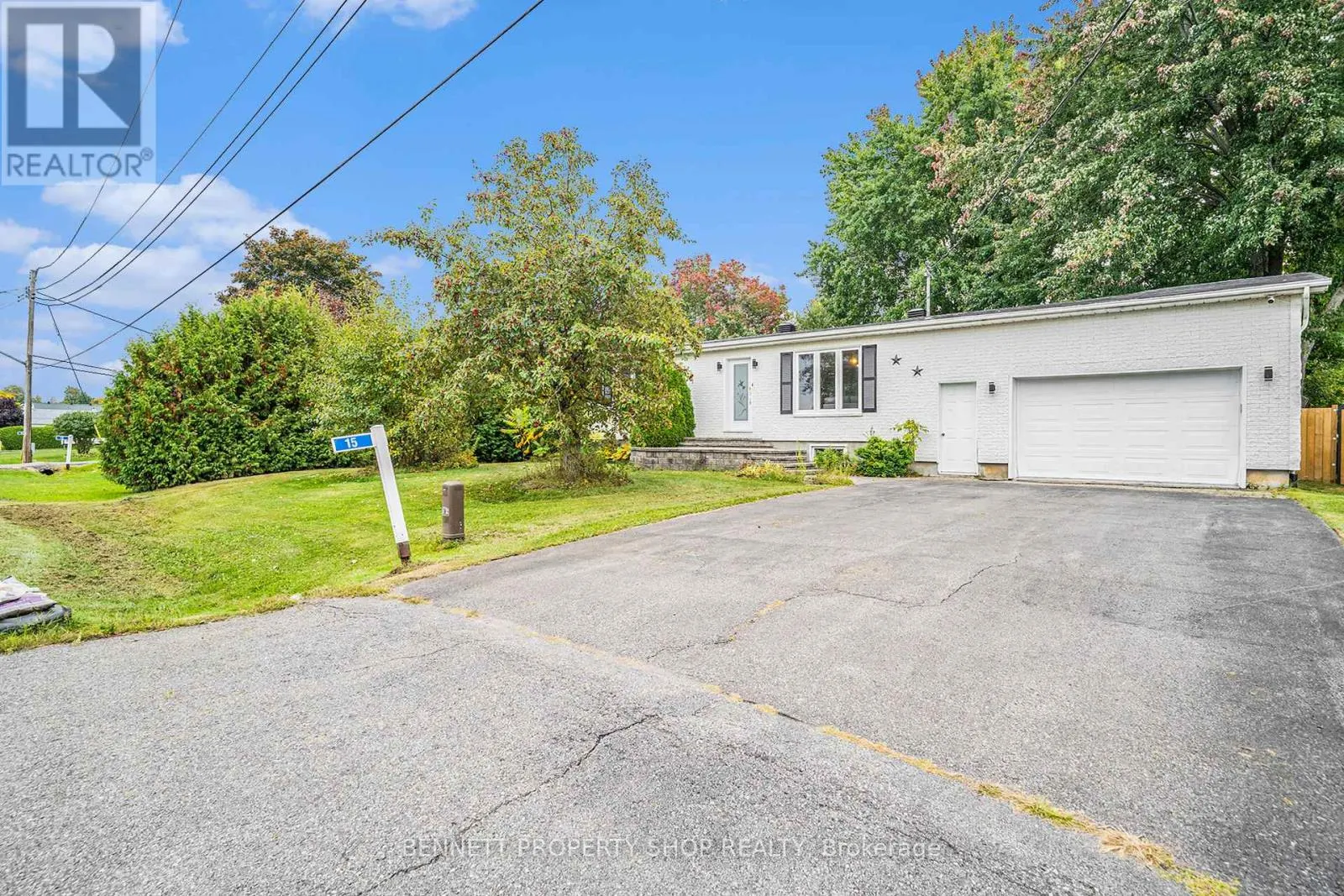 15 MAISONNEUVE STREET