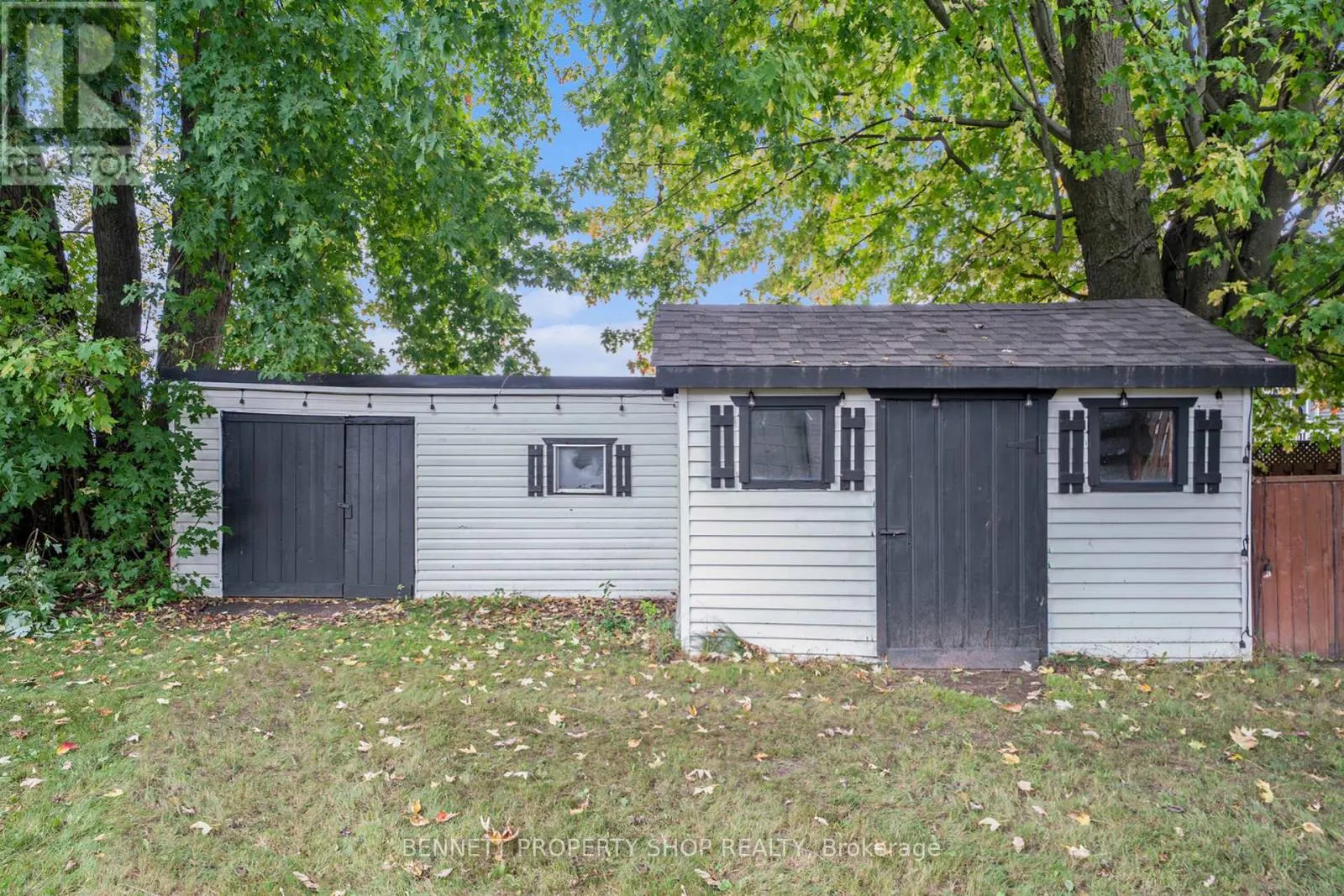 15 MAISONNEUVE STREET