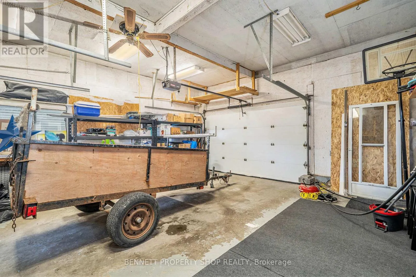 15 MAISONNEUVE STREET
