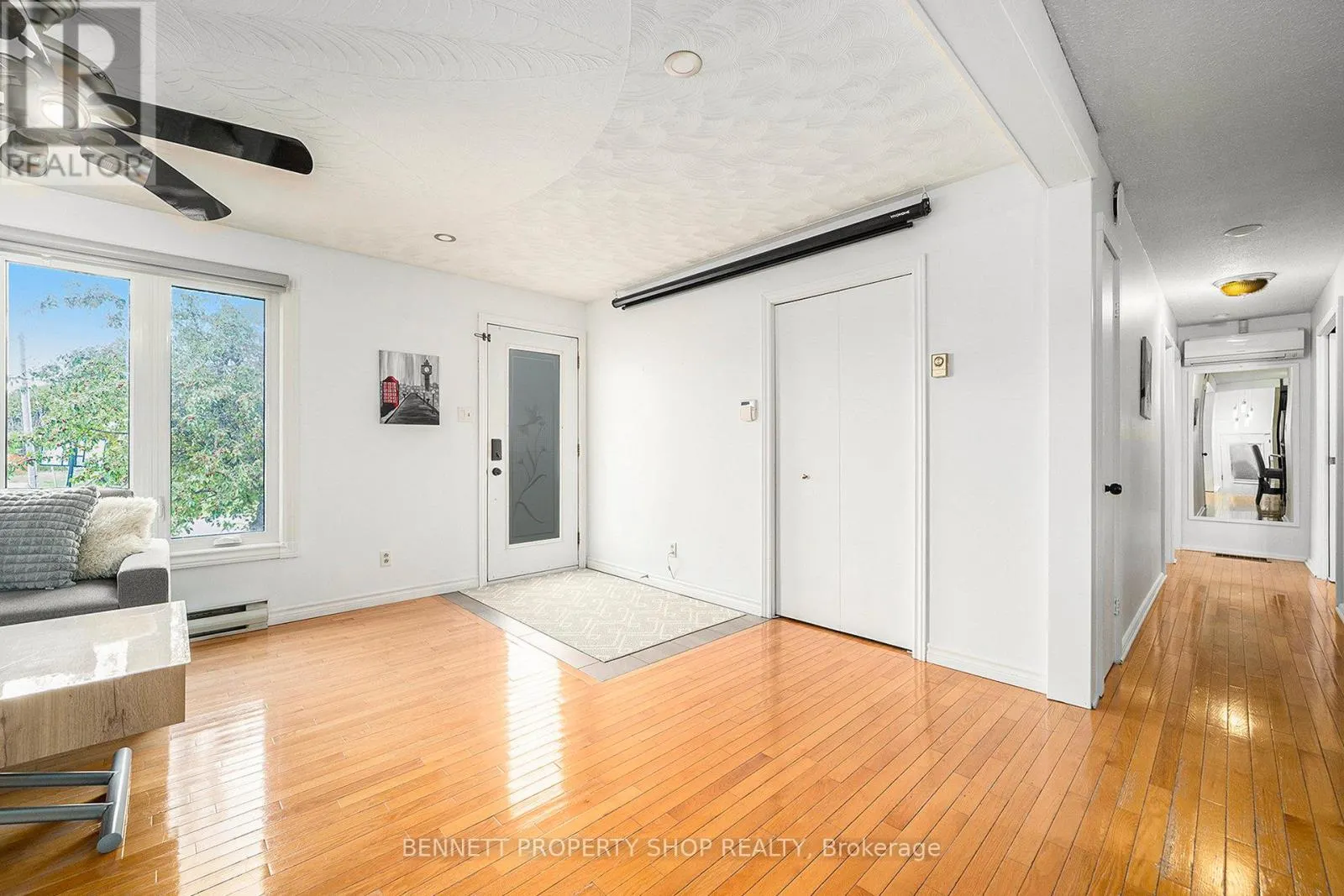 15 MAISONNEUVE STREET