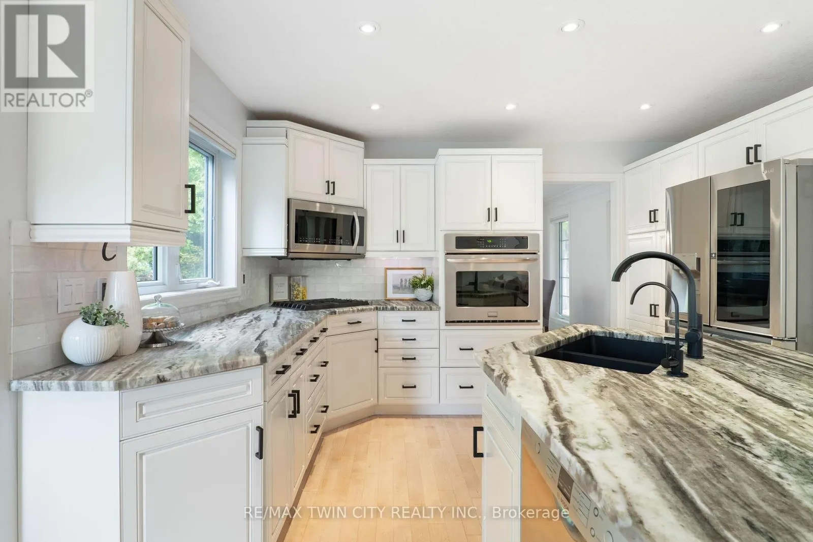 3224 ROSEVILLE ROAD