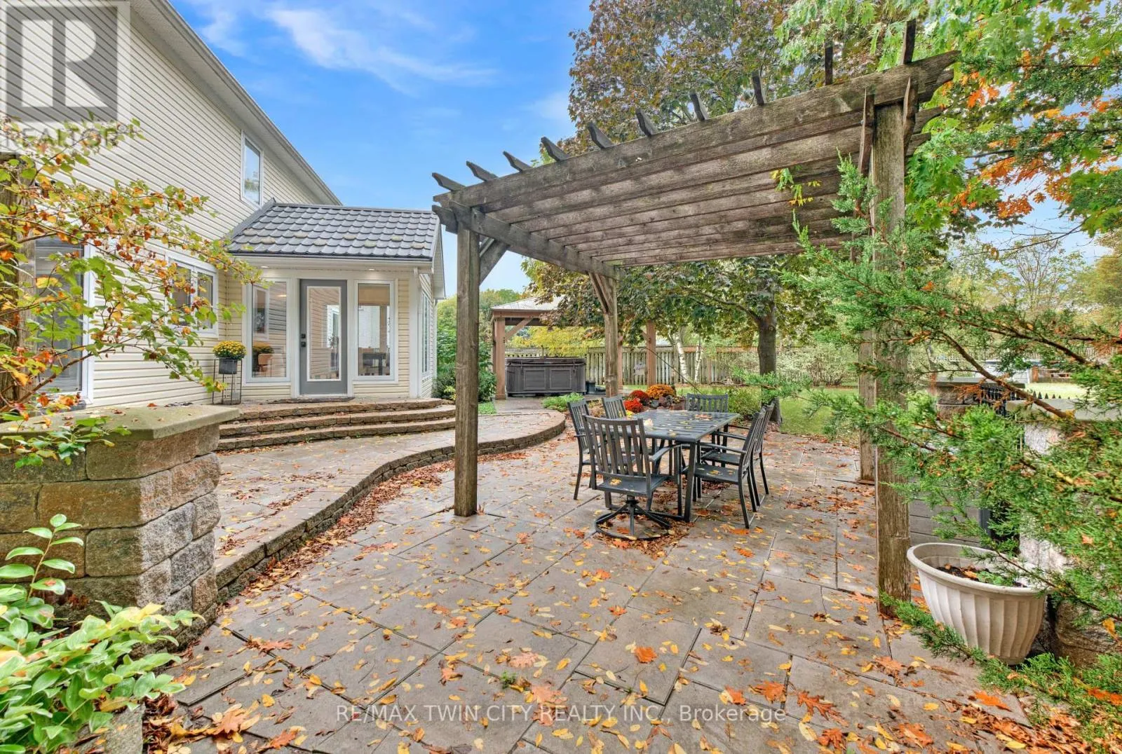 3224 ROSEVILLE ROAD