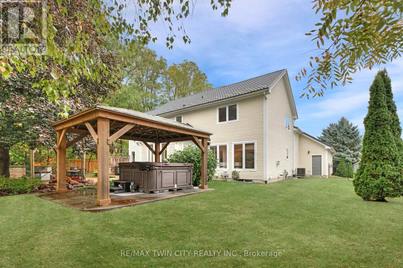 3224 ROSEVILLE ROAD