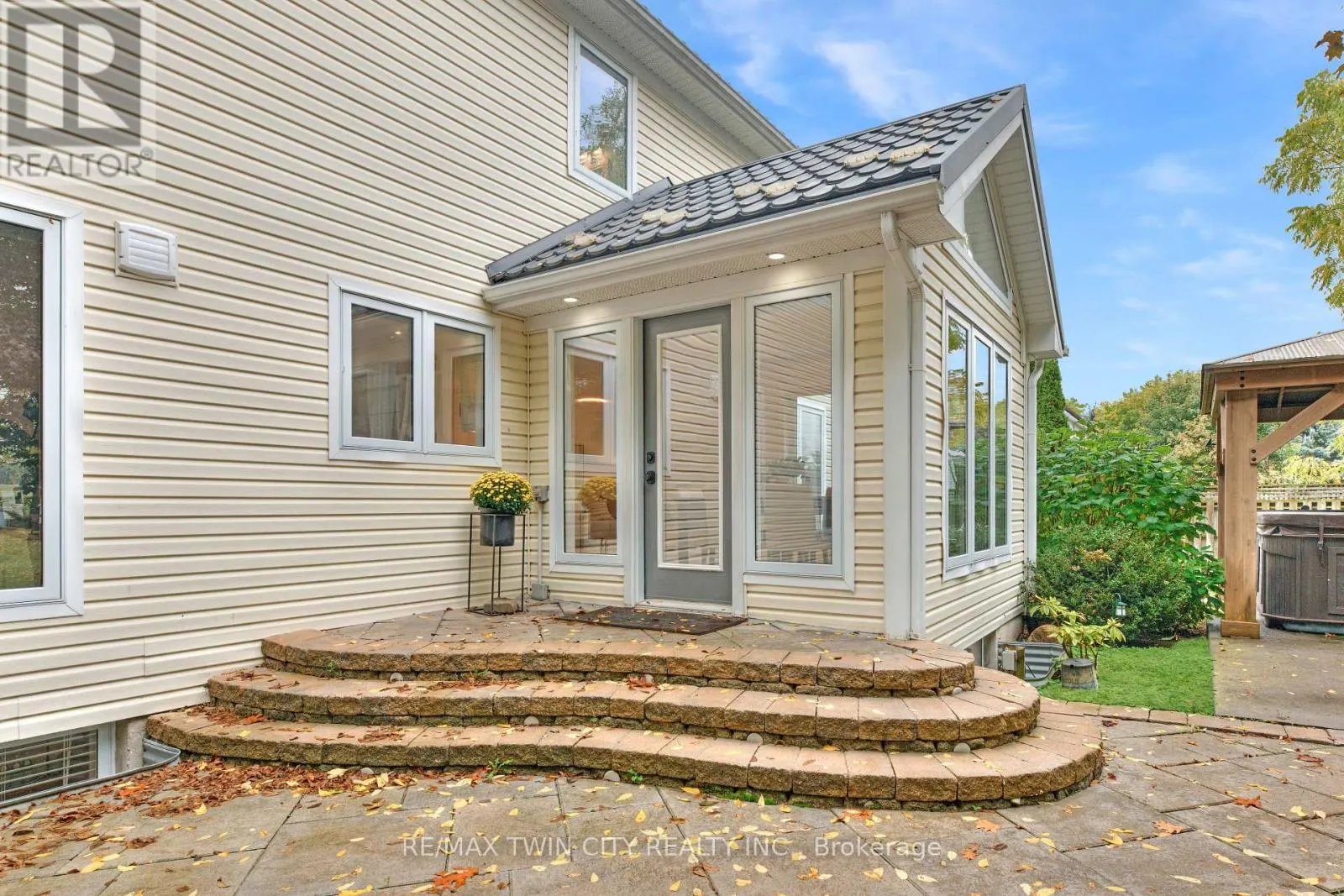 3224 ROSEVILLE ROAD