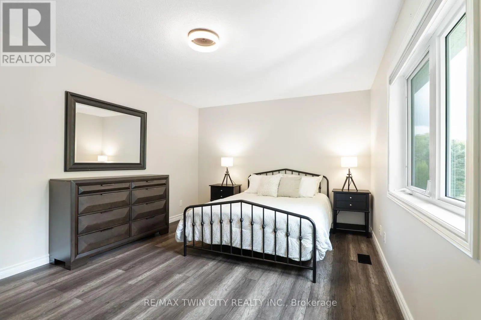 3224 ROSEVILLE ROAD