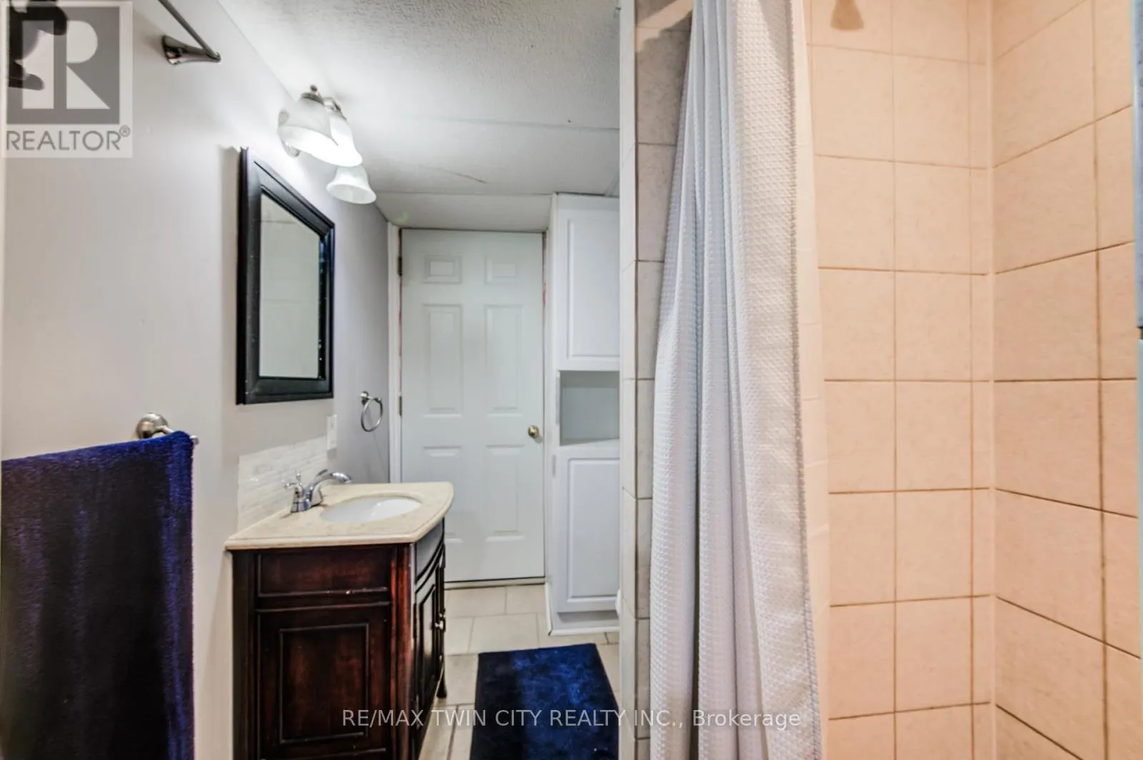 20 - 120 DUDHOPE AVENUE