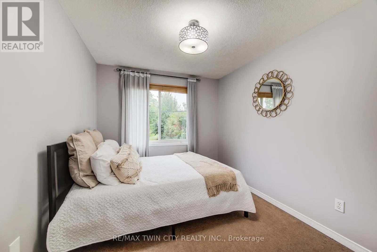 20 - 120 DUDHOPE AVENUE