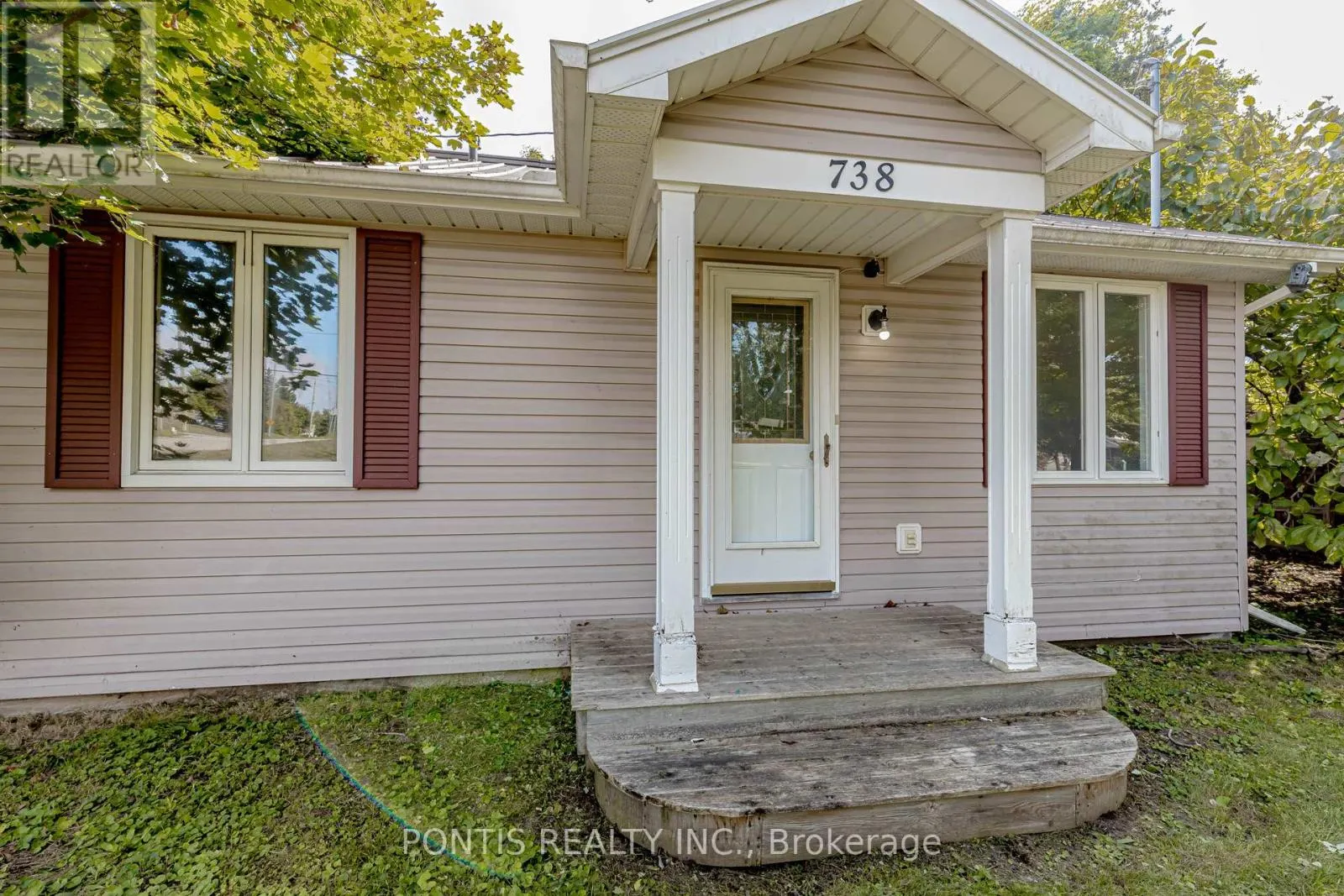 738 MOUNT PLEASANT ROAD
