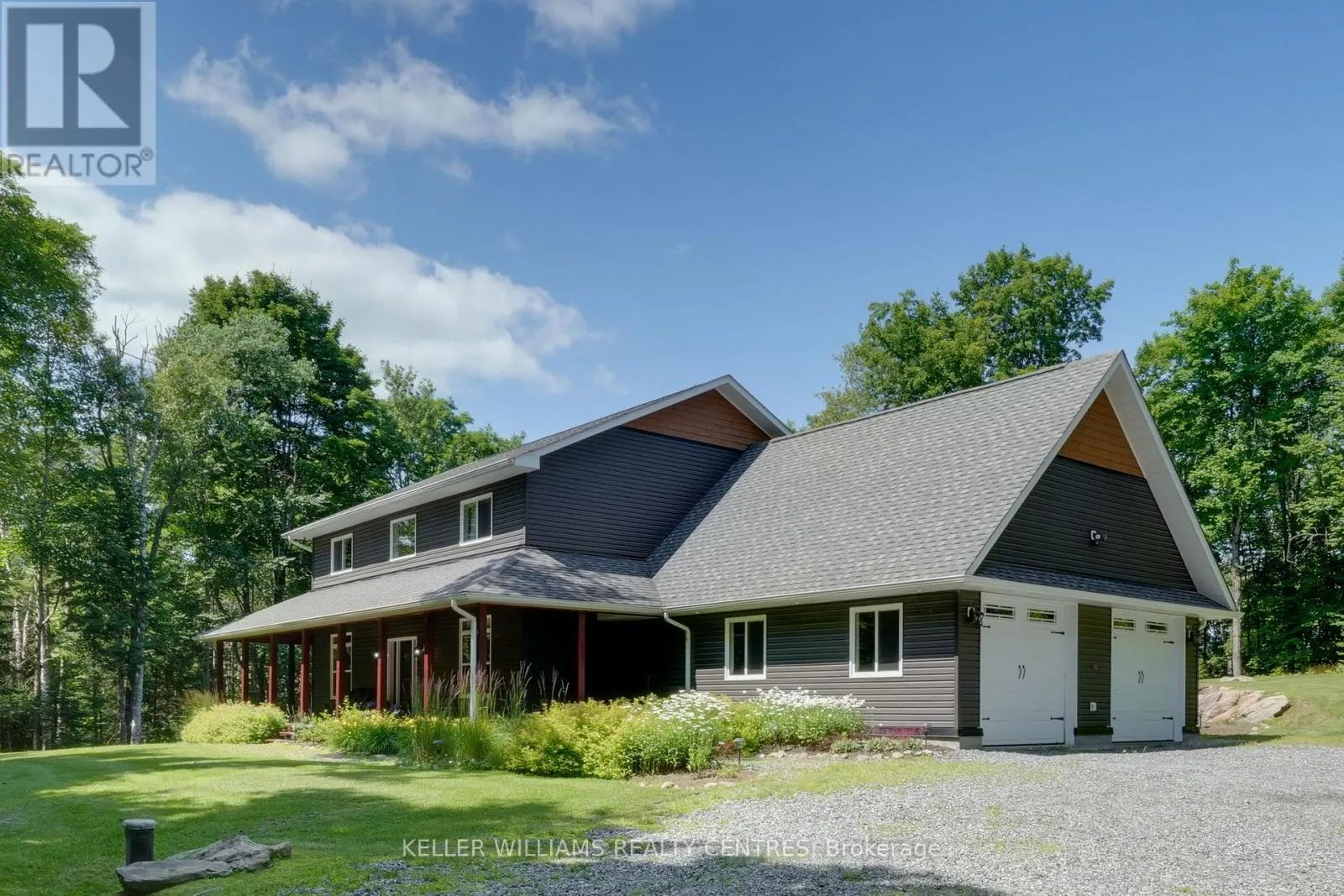 96 LINDGREN ROAD E