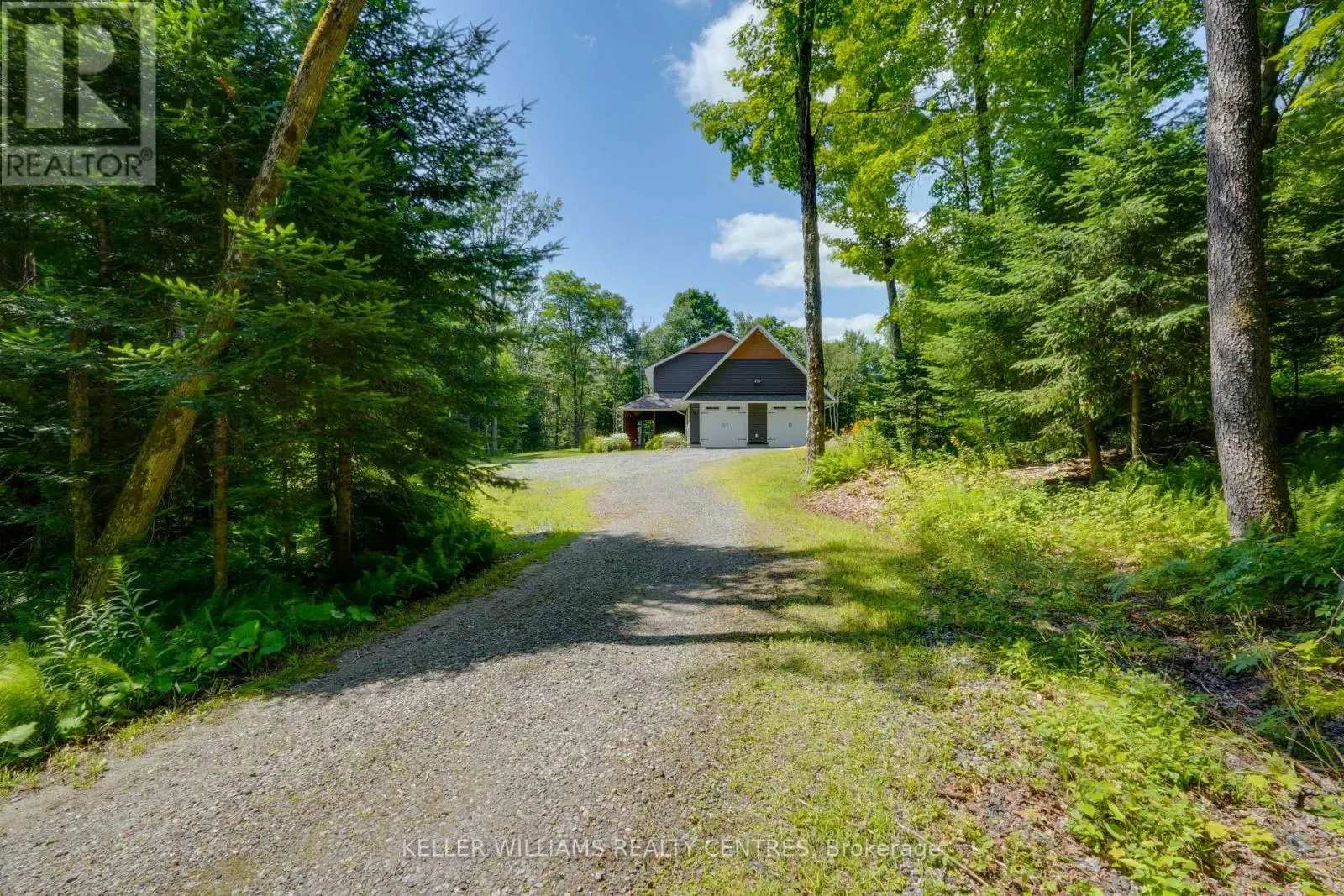 96 LINDGREN ROAD E