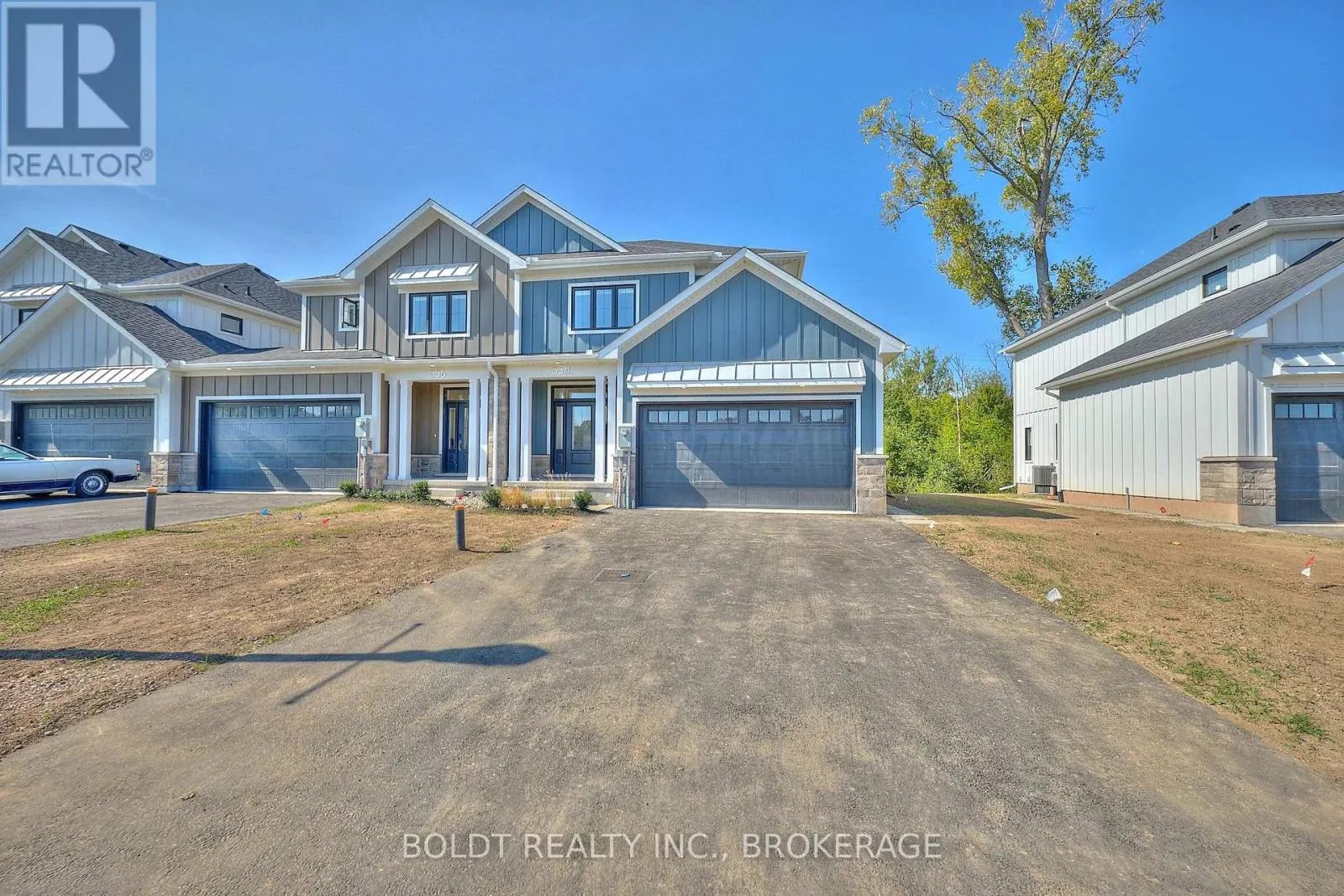 554 MISSISSAUGA AVENUE