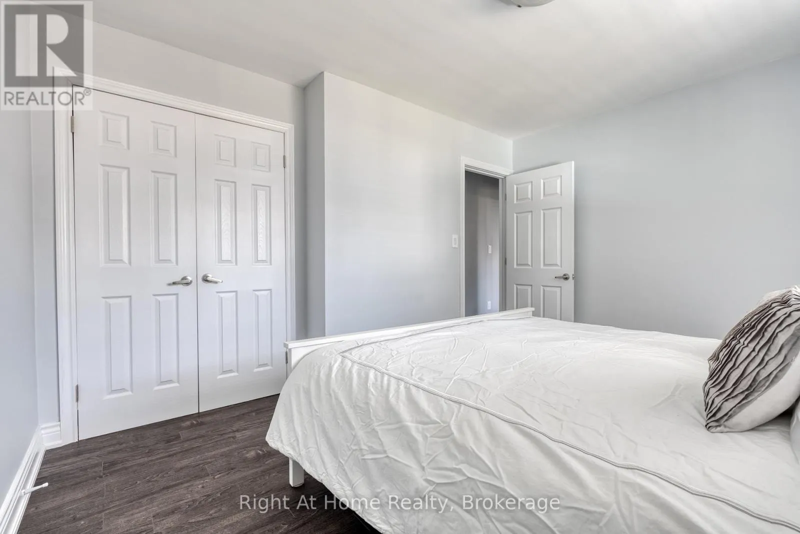 289 1/2 PELHAM ROAD