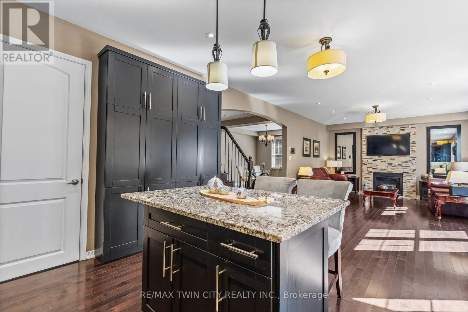 304 FALLING GREEN CRESCENT