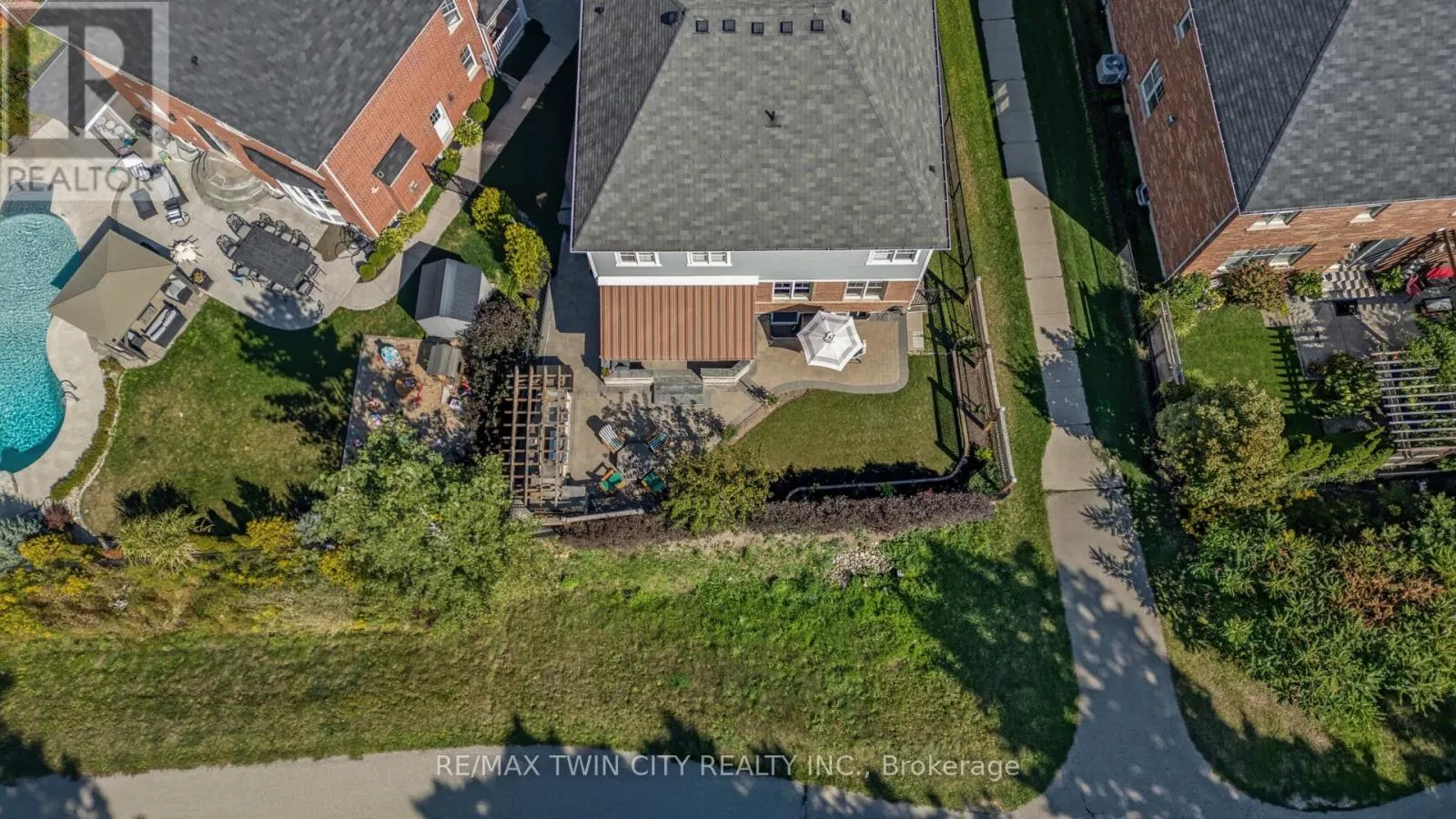 304 FALLING GREEN CRESCENT