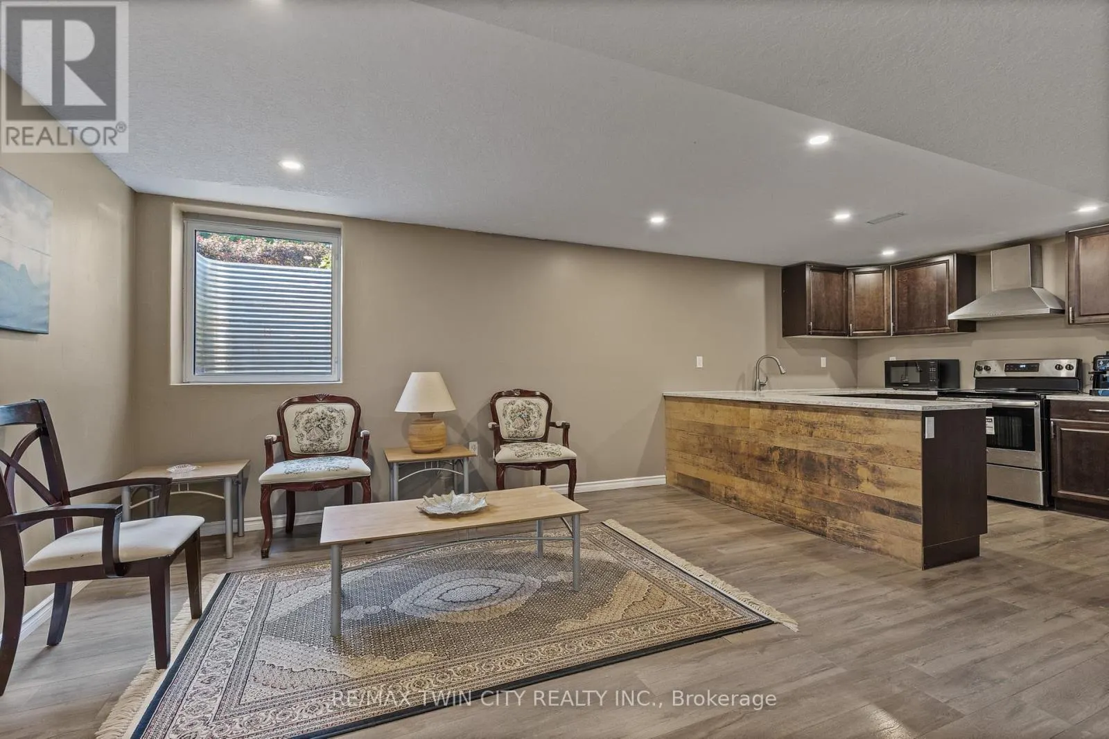 304 FALLING GREEN CRESCENT