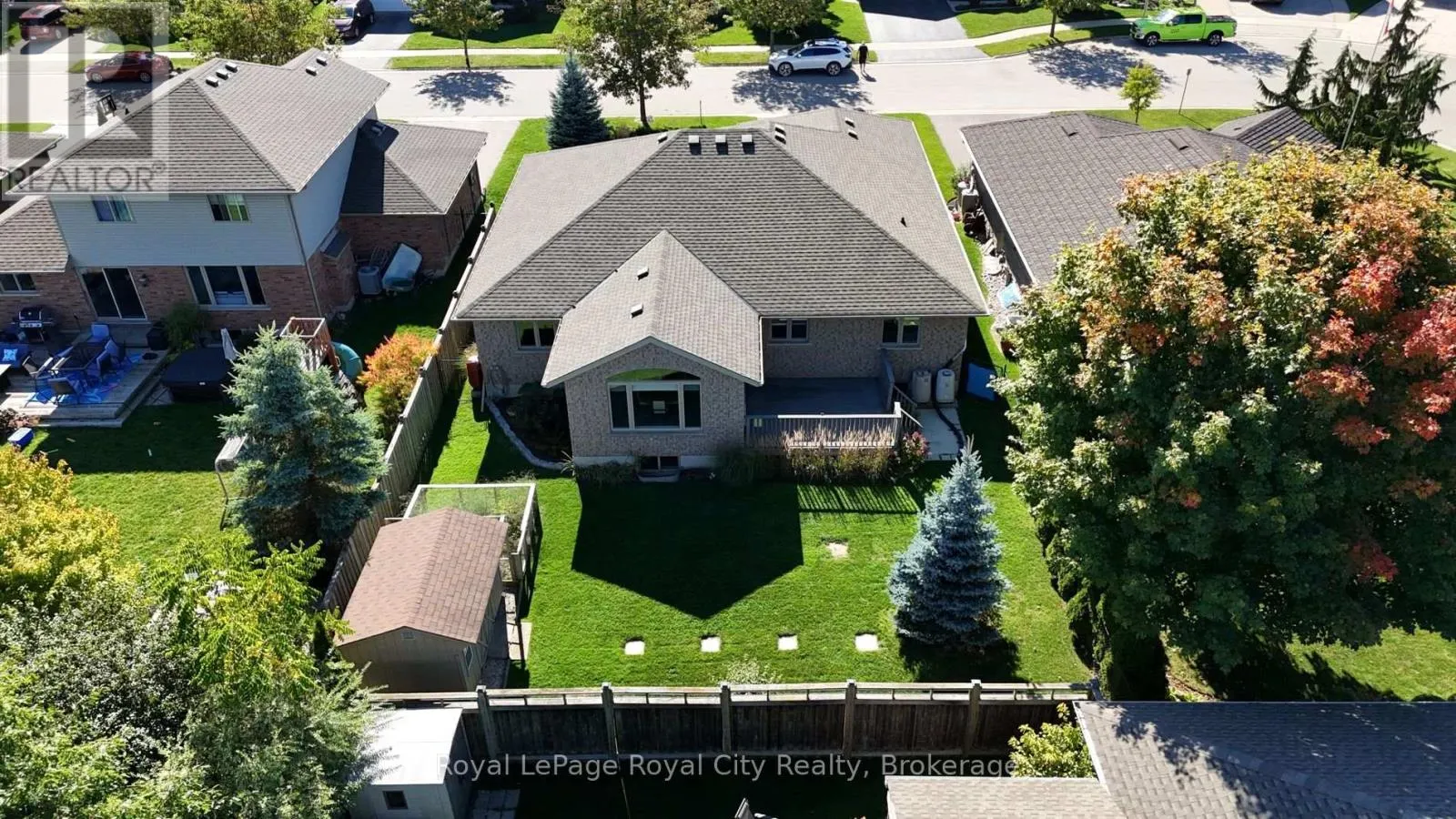 72 STANLEY CRESCENT