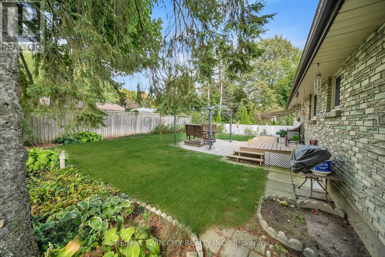 13 GILSTON PARKWAY