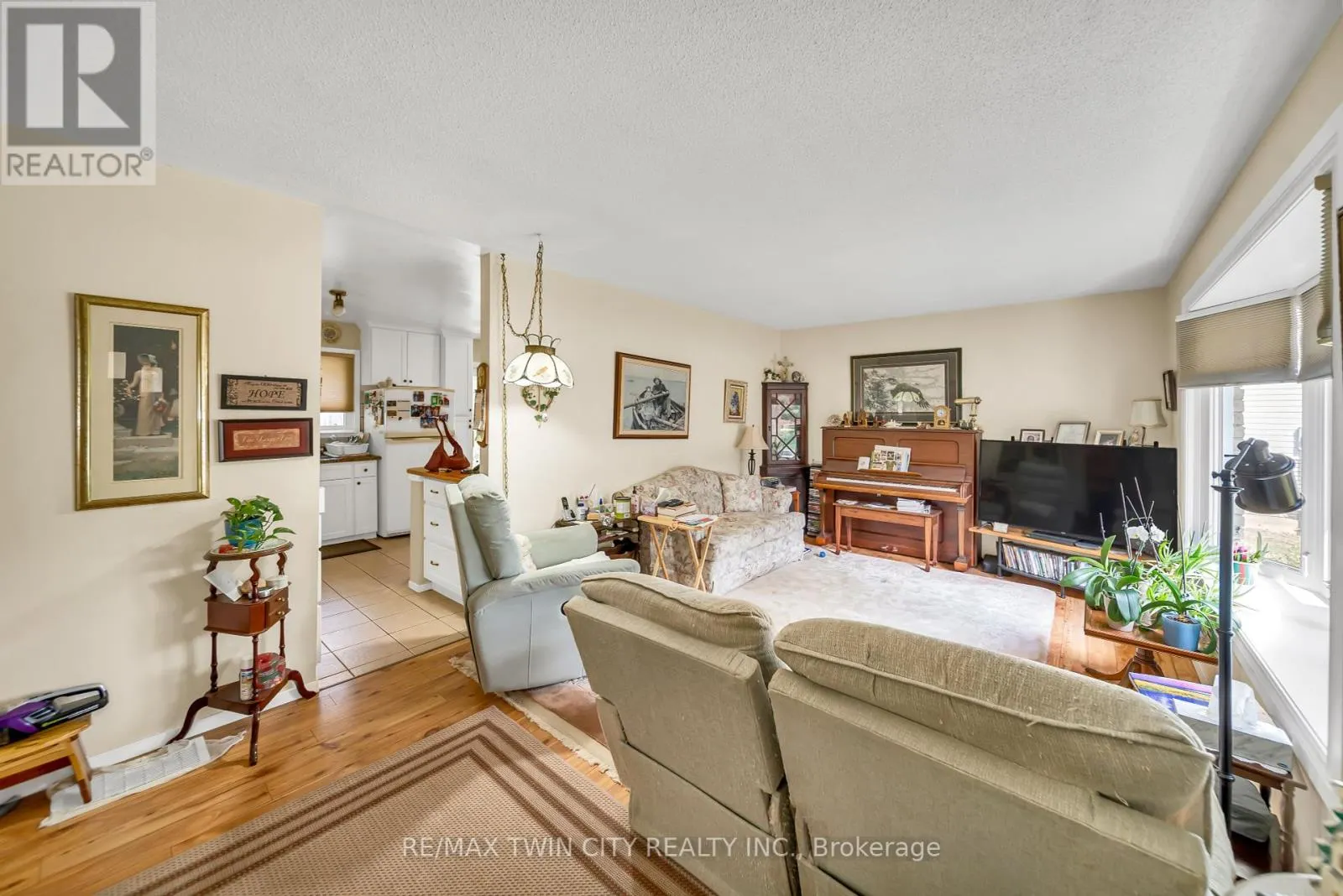 13 GILSTON PARKWAY