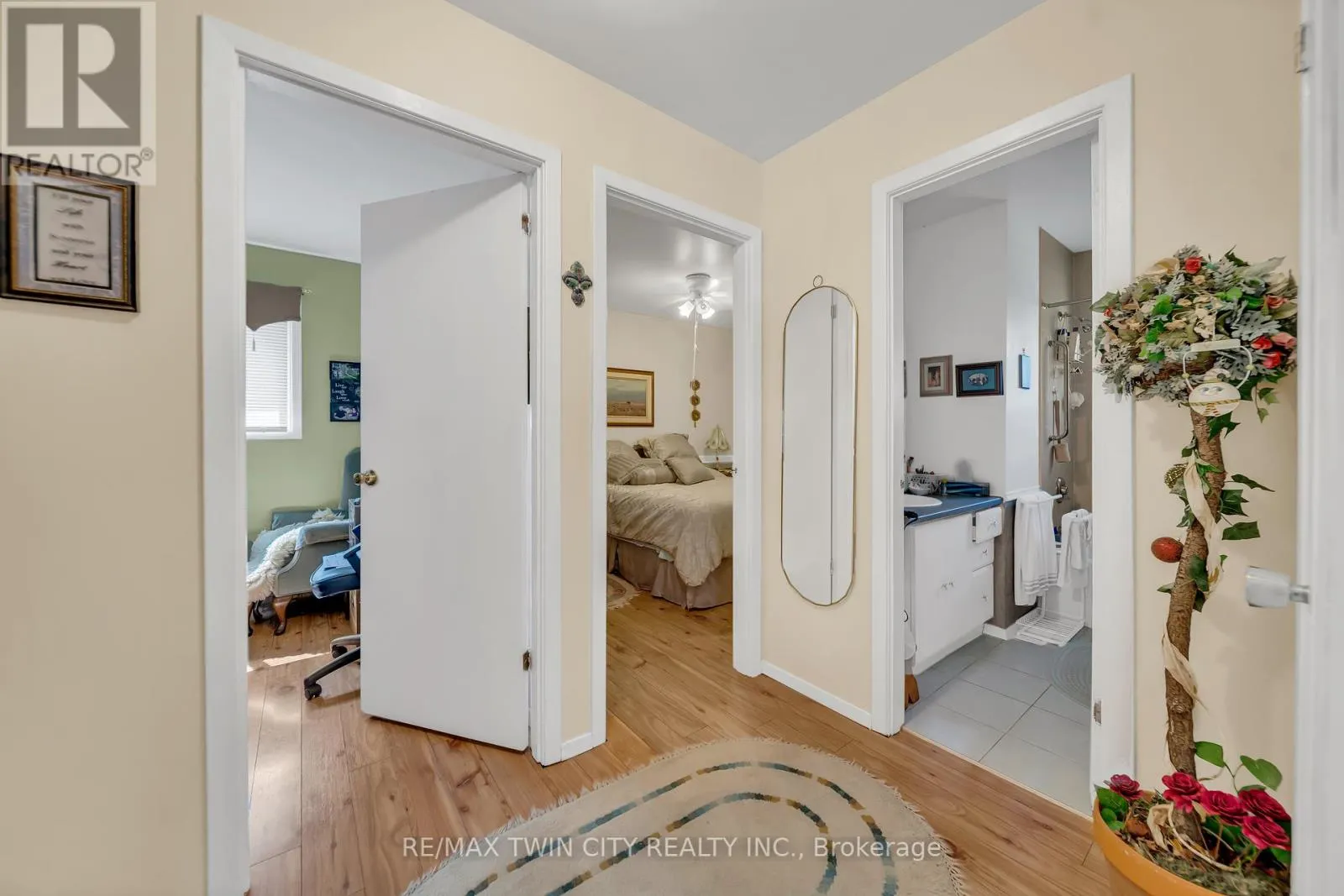 13 GILSTON PARKWAY