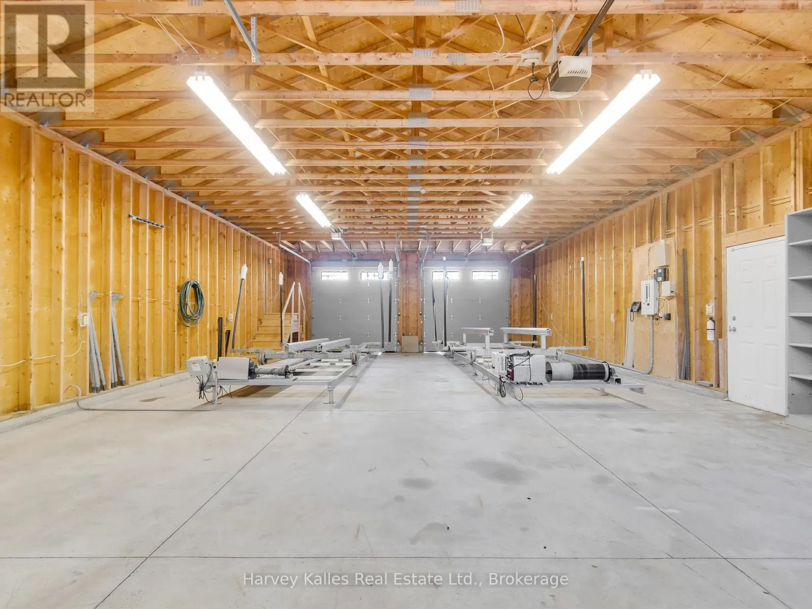 5 LEASIDE STREET