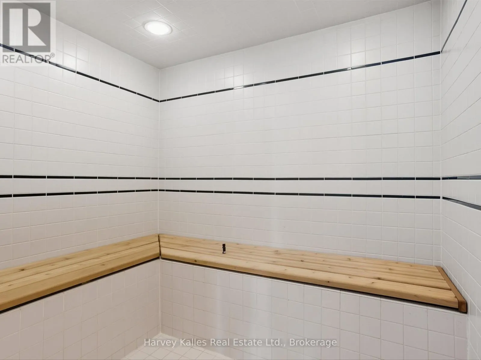 5 LEASIDE STREET