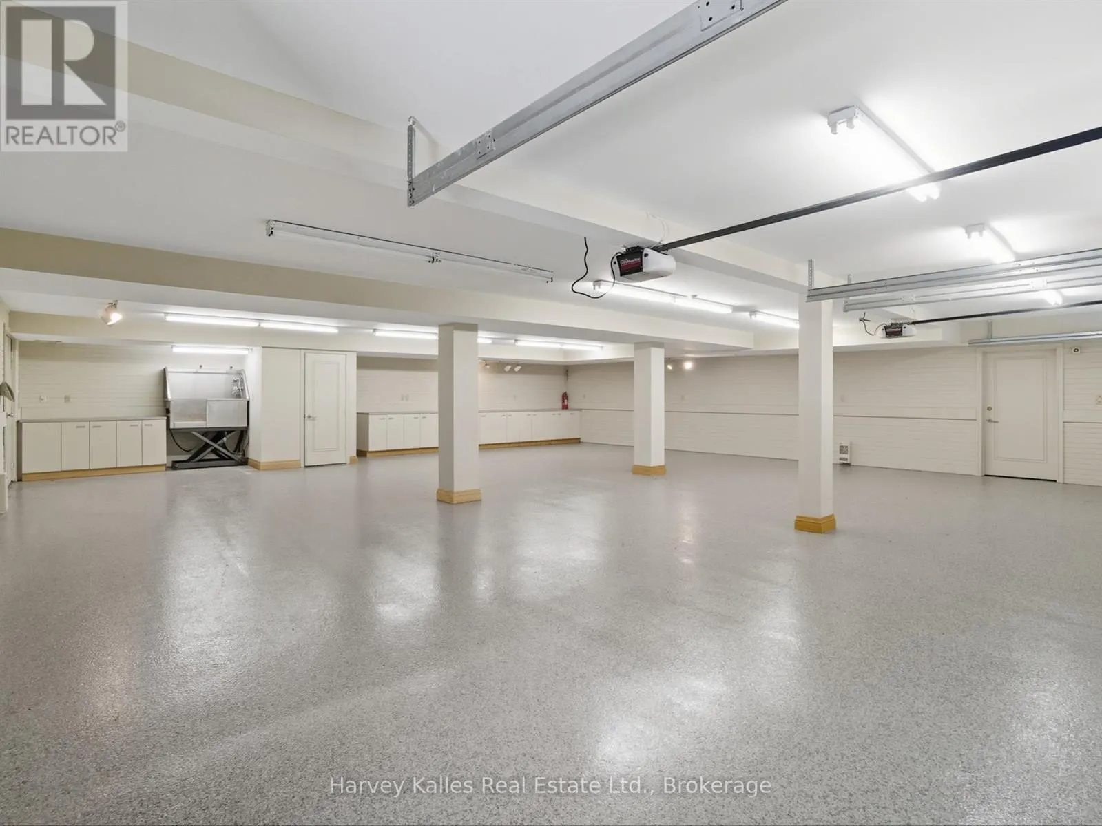 5 LEASIDE STREET