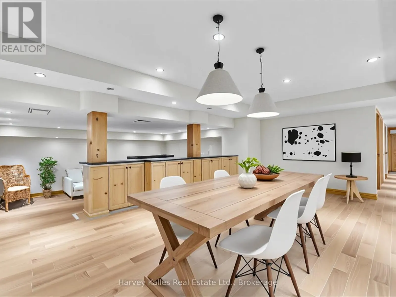 5 LEASIDE STREET